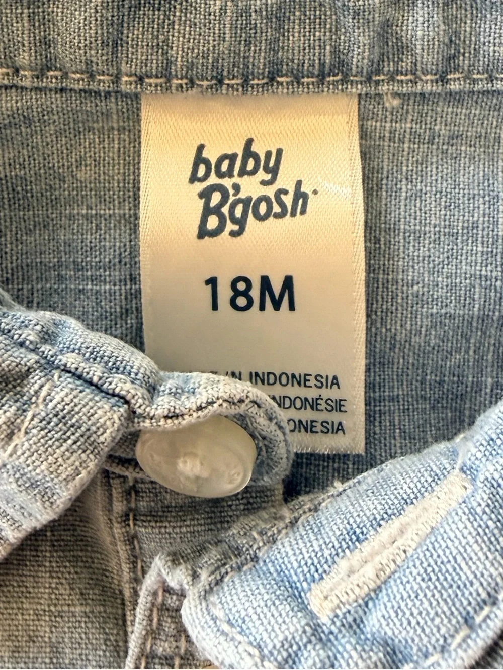 3/$15 OshKosh B'gosh Blue Denim Chambray Long Sleeve Button Down Bodysuit 18M